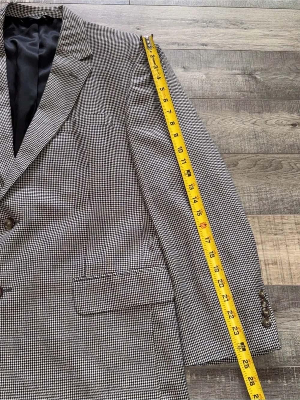 Jos A Bank Men's Black & White Houndstooth Blazer - Classic Tailored Jacket 44R